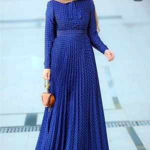 Beautiful navy blue pleated dress